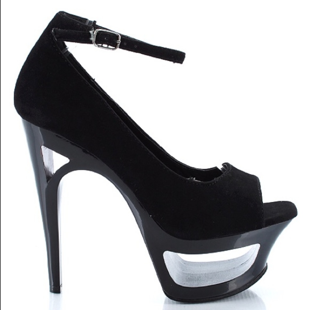 🆕✨ Ankle Strap Black Sandal